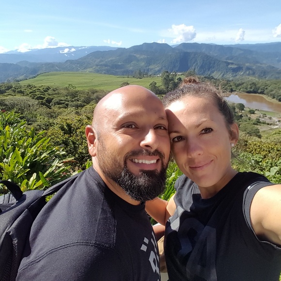 Meet the posher, Julie - Picture 7 of 8